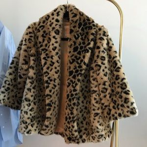 Faux Fur Leopard Print Coat, Sz. M-L